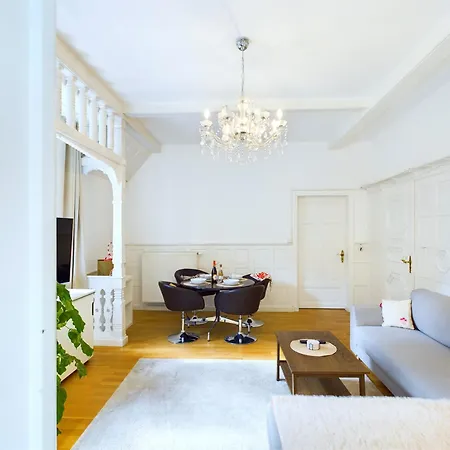 Appartement Kurpark I Garten I Parkplatz Wiesbaden