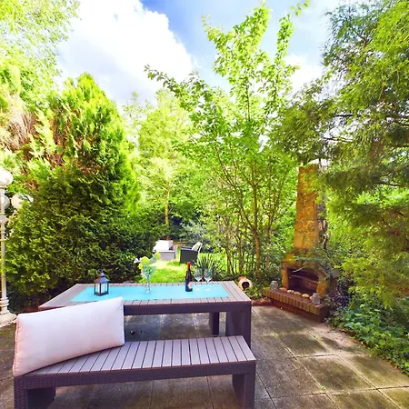 Kurpark I Garten I Parkplatz